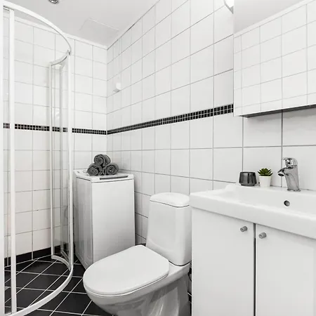 Modern - Luxury Neighborhood - 4 Pax Leilighet