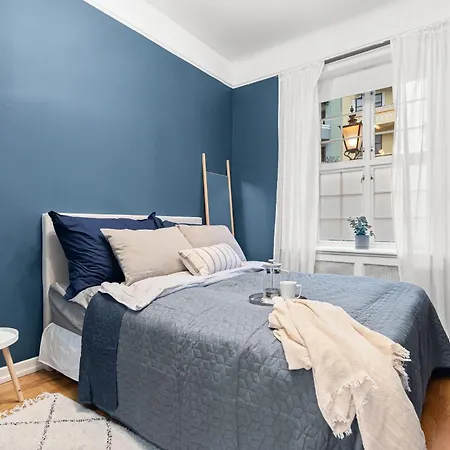 Modern - Luxury Neighborhood - 4 Pax *