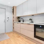 Modern - Luxury Neighborhood - 4 Pax